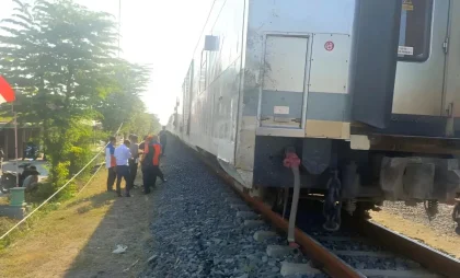 Tabrakan KA Argo Bromo Anggrek dengan KRL di Stasiun Bekasi Timur, Foto Unggulan Instagram