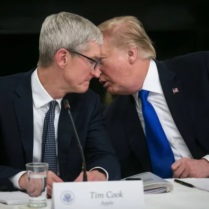Tim Cook Mundur dari Apple, Donald Trump Puji Kesuksesan Perusahaan di Era Cook