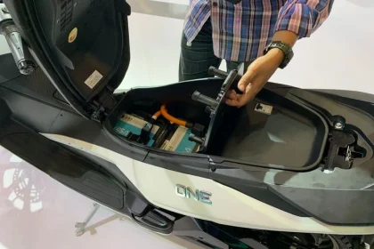 Tips Merawat Baterai Motor Listrik Agar Lebih Awet