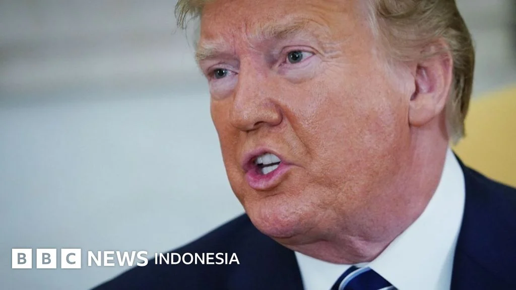 Trump Bikin 'Neraka' di Negeri Sendiri: Ancaman Penutupan Selat Hormuz Tingkatkan Ketegangan AS- Iran
