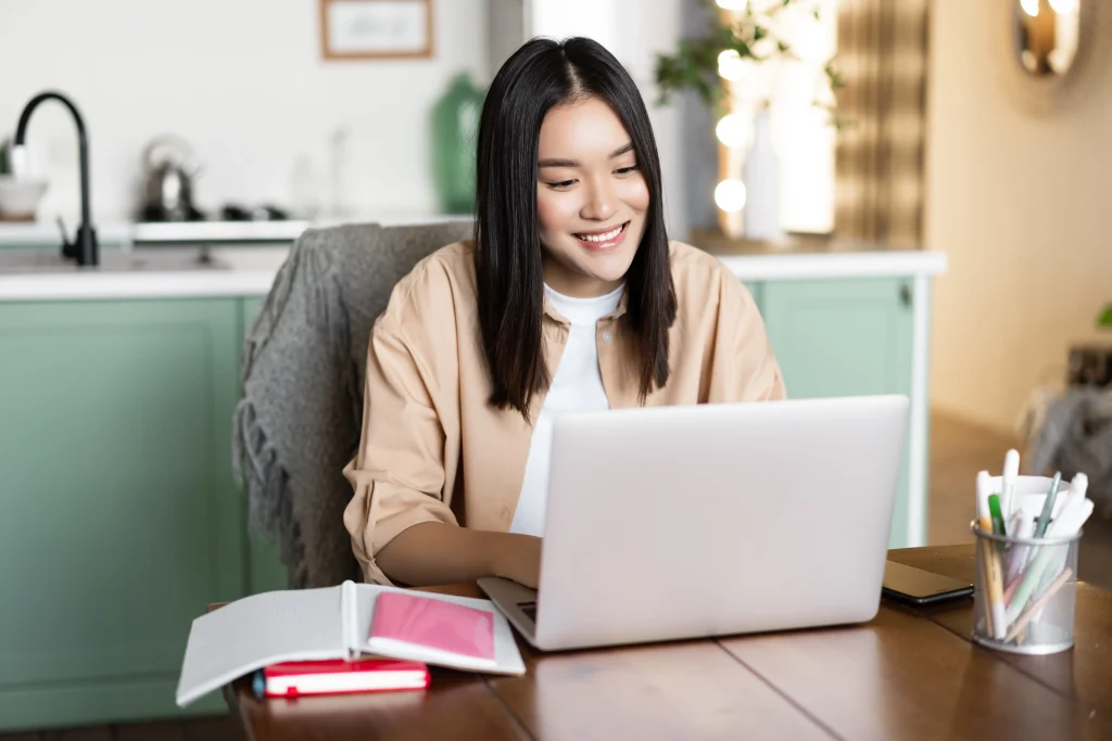 UNY Terapkan Kebijakan Kerja Dari Rumah Setiap Jumat, Mahasiswa Senior Kuliah Online