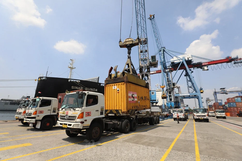Volume Peti Kemas Meroket Menjelang Lebaran, Logistik Nasional Siap Hadapi Lonjakan