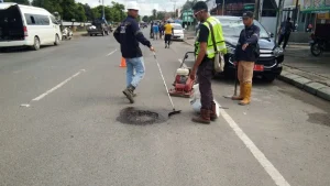 Warga Marunda Tuntut Perbaikan Jalan Marunda, Tidak Hanya Tambal Sulam
