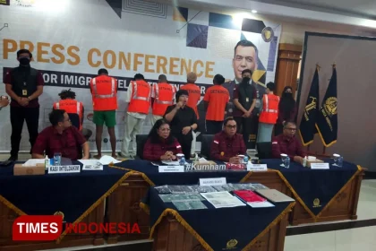 WNA Inggris TD Diamankan Imigrasi Denpasar Usai Viral Intimidasi Warga Bali