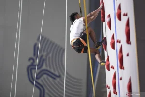 Zhao Yicheng Pecahkan Rekor Dunia Speed Climbing di Asian Beach Games, China Dominasi dengan 5 Emas Layar