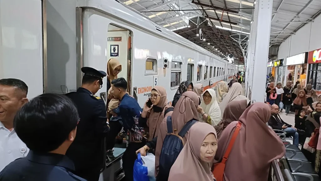 155,8 Juta Penumpang Nikmati Tarif Kereta Bersubsidi Sejak Awal 2026