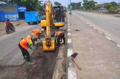 Anak Muda Tambun Perbaiki Jalan Rusak Lewat APBD 2026: Dari Lubang Jalan ke Meja Anggaran