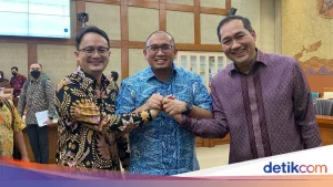 Andre Rosiade Usulkan Peningkatan Layanan Haji RI