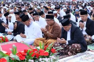Appi-Aliyah Salat Idul Adha Bersama Ribuan Warga di Karebosi