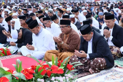 Appi-Aliyah Salat Idul Adha Bersama Ribuan Warga di Karebosi