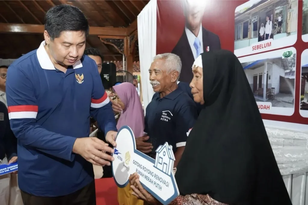 Astra Serahkan Rumah Layak Huni dan Luncurkan EcoBiz Desa Sejahtera Astra di Garut