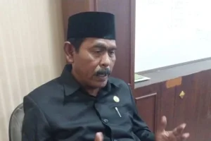 BK DPRD Jember Tunggu Laporan Resmi Anggota Dewan Main Gim & Merokok Saat Rapat
