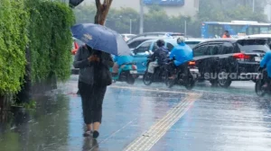 BMKG: Sulsel Berstatus Waspada Hujan Lebat, DKI Jakarta hingga Jabar Siaga