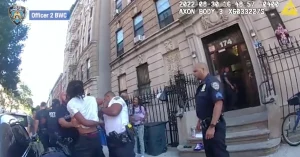 Bodycam Rekam Ledakan NYPD Saat Tanggapi Panggilan Domestic, Beberapa Petugas Terluka