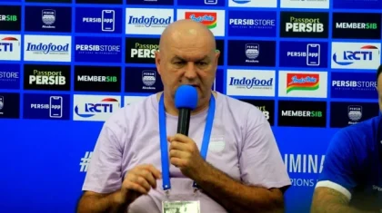 Bojan Hodak Perkenalkan Kode Bahaya, Persib Bandung Siapkan Modal Besar Hadapi PSIM Yogyakarta