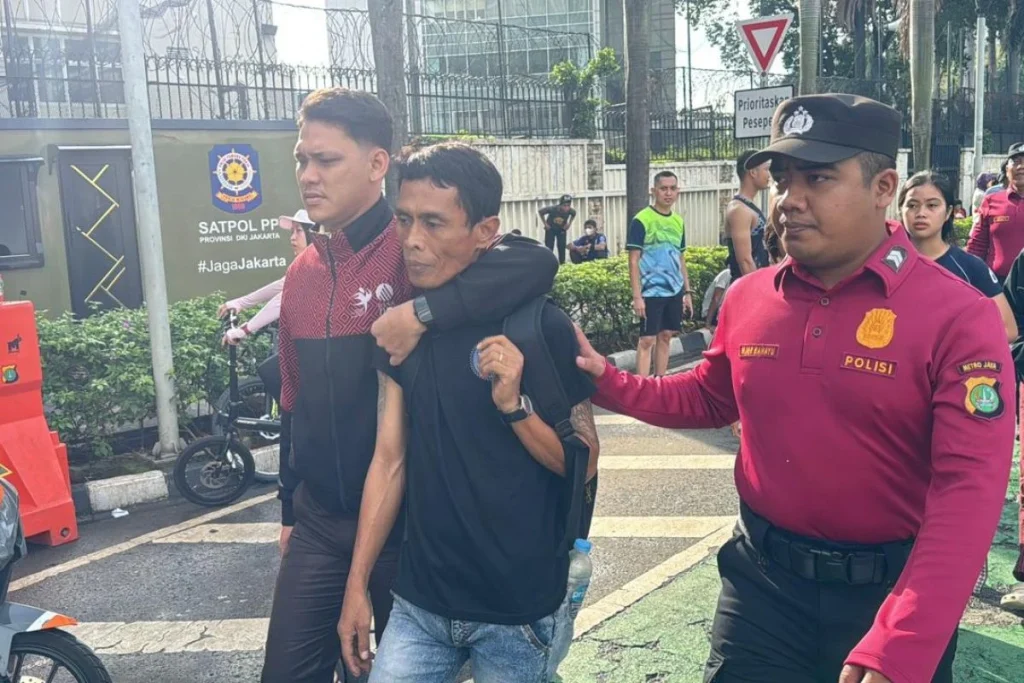 Bule Dijambret di Bundaran HI, Polisi Buru Pelaku