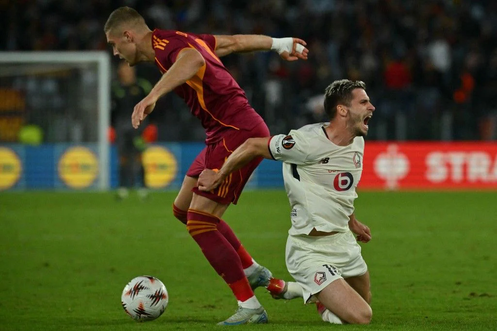 Calvin Verdonk Siap Membuat Sejarah di Liga Champions