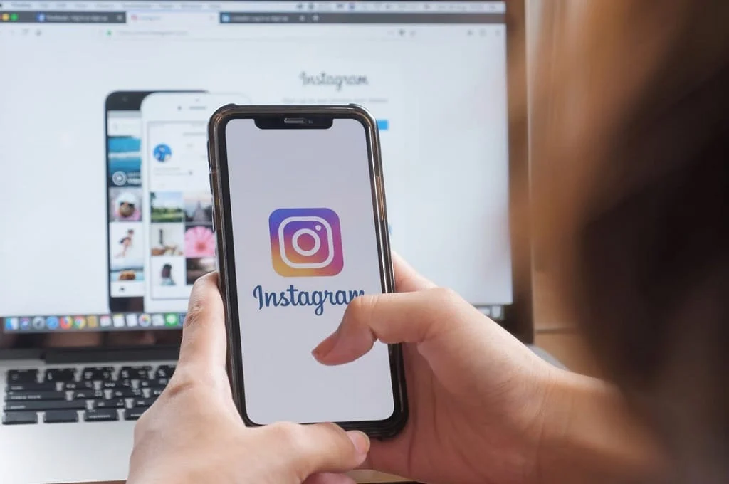 Cara Mengunduh Foto Instagram Kualitas Asli dengan Snapgram