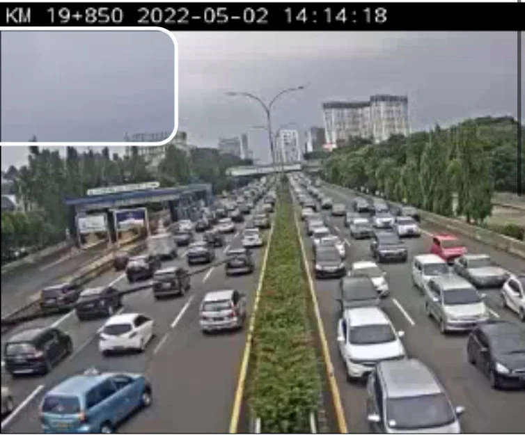 Contraflow Padatkan Tol Dalam Kota Jakarta Pagi Ini dari Halim ke Senayan