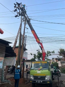 Cuaca Buruk Mengakibatkan Padam Listrik di Sumatra