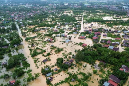 Cuaca Ekstrem Mengancam Sumatera-Jawa: BNPB Imbau Waspadai Banjir dan Tanah Longsor