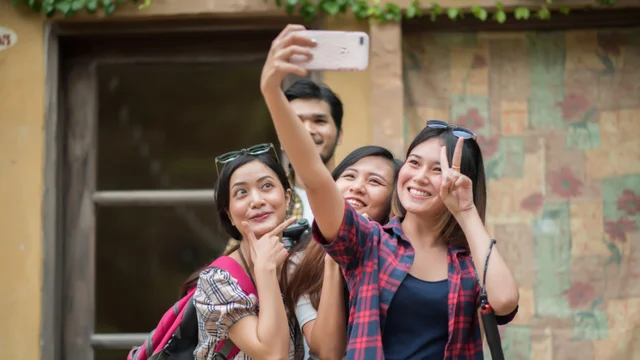 Dilema Gen Z di Tengah Ekonomi Sulit: Masihkah ASN Jadi Pilihan Bijak?
