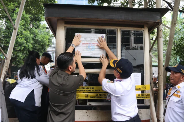 DPRD DKI Segel Operator Parkir Ilegal di Blok M Square