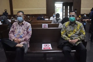 Dua Mantan Pejabat Pertamina Divonis 6 Tahun Penjara