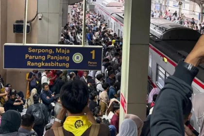 Gangguan KRL Tanah Abang Hanya Sampai Kebayoran, Penumpang Dihimbau Cari Alternatif