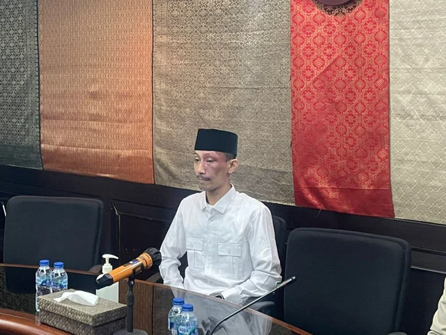 Gerindra Sidang Anggota DPRD Jember yang Merokok, Digelar Tertutup