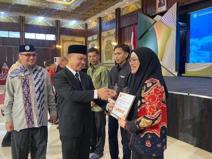 Gubernur Ria Norsan Dorong Pendidikan West Kalimantan untuk Capai Target Indonesia 2045