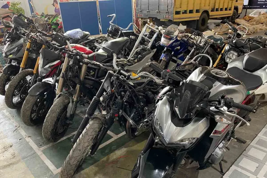 Gudang Motor Ilegal di Jaksel Sempat Dikira Dealer Resmi