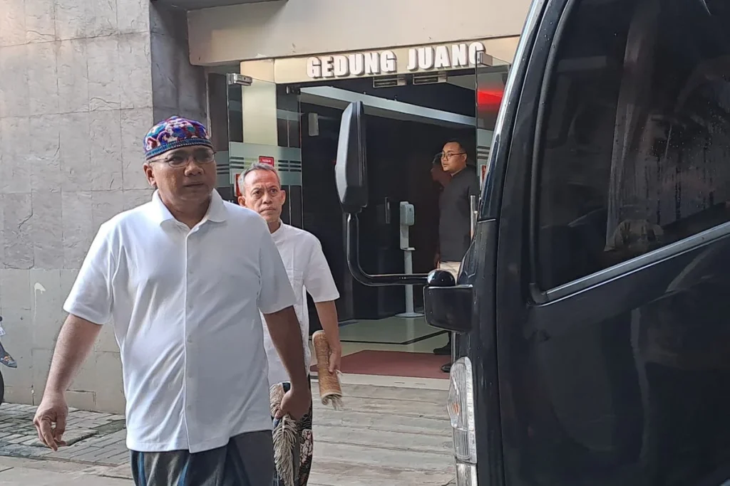 Gus Yaqut dan Bupati Sudewo Shalat Idul Adha di Rutan KPK