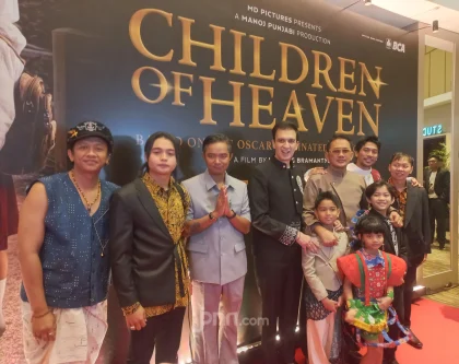 Hanung Bramantyo Akhirnya Bisa Bawa Anak-anaknya ke Gala Premier Film Children of Heaven