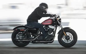 Harley Davidson Kembali ke Akar Tradisionalnya Lewat Sportster 883