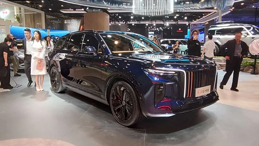 Hongqi Siap Masuki Segmen Mobil Mewah Indonesia Melalui Kemitraan dengan Indomobil