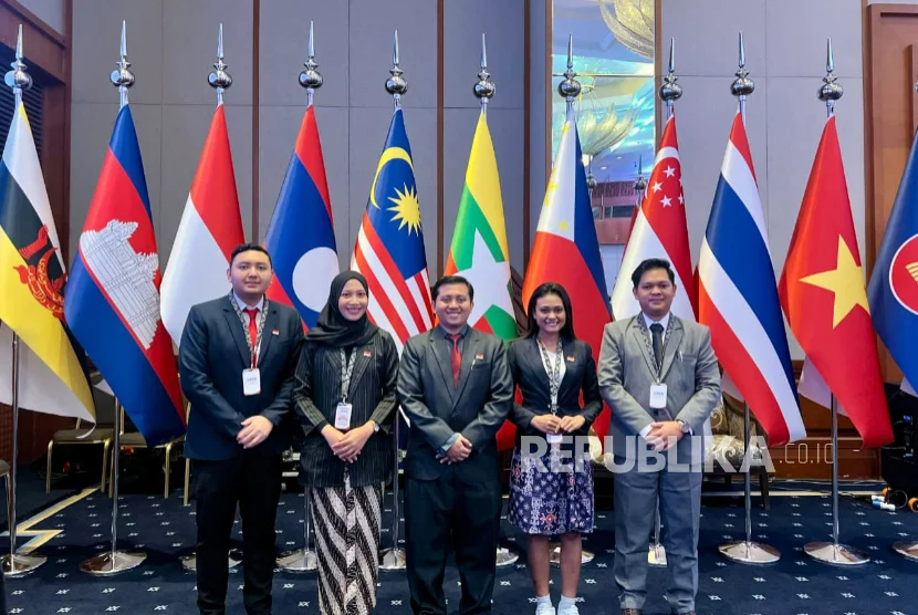 Indonesia-Malaysia Perkuat Diplomasi Rakyat Lewat Alumni Run Putrajaya-Jakarta