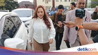 Influencer Dijemput Paksa Bareskrim Polri karena Diduga Pemakai Whip Pink