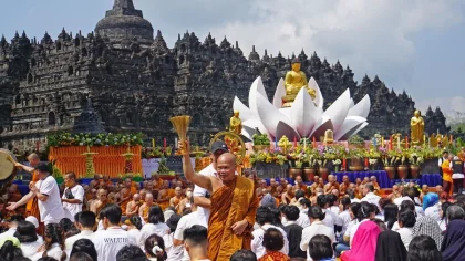 InJourney Destination Management Ajak Masyarakat Nikmati Waisak di Borobudur