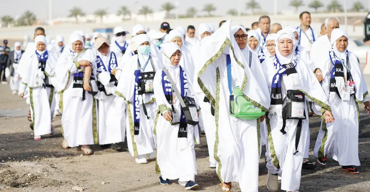 Jemaah Kloter Akhir Gelombang I Berangkat ke Makkah, Bersiap Jalani Puncak Haji