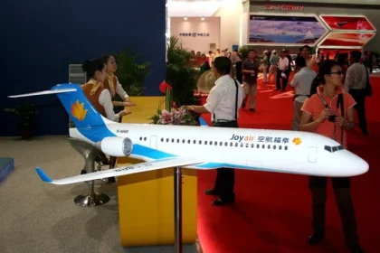 Joy Air Bangkrut, Ribuan Penumpang di China Telantar