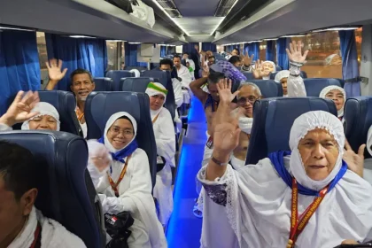 Kang Surdi, Sopir Bus Selawat Banten Bangga Antar Jemaah Haji Indonesia ke Mekah