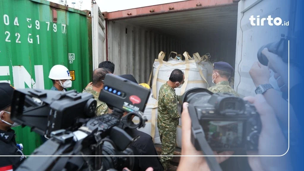 Kapal Mineral Radioaktif Ditindak karena Tak Sesuai Dokumen