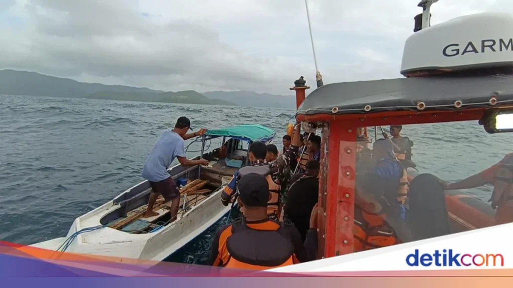 Kapal Nelayan Longboat Mati Mesin di Malra, 2 Nelayan Dievakuasi