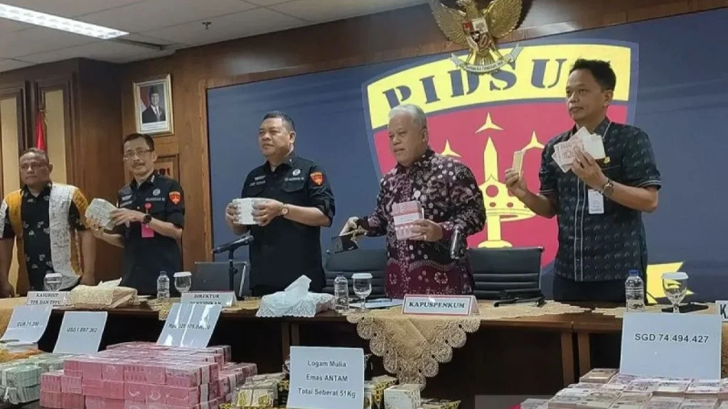 Kejagung Lelang 300 Barang Sitaan, Terjual Hampir Rp1 Triliun