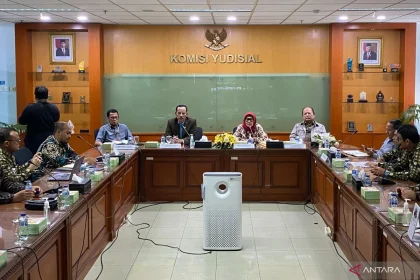 Ketua Komisi Yudisial Mendorong Penguatan KY demi Reformasi Peradilan