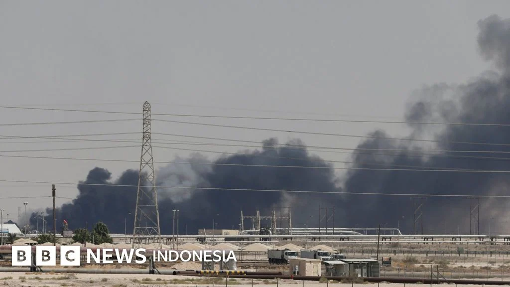 Kilang Minyak Fujairah Diserang Drone, Bandara UEA Ditutup: Dampak pada Keamanan Nasional