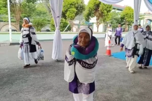 Kisah Nenek Jumaria: Perjuangan Panjang Menuju Tanah Suci