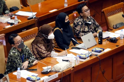 Komisi X DPR Usulkan Rekrutmen Guru Satu Jalur Lewat CPNS untuk Tingkatkan Profesionalisme