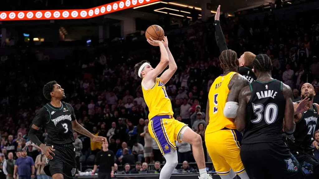 Lakers Wajib Menang, Reaves Jadi Kunci Permainan